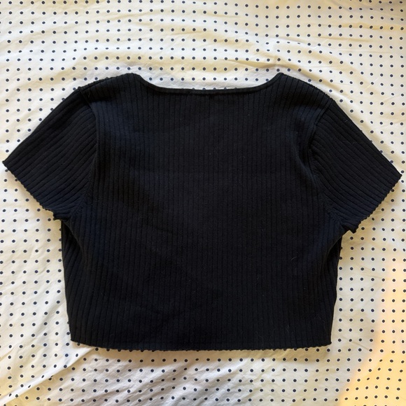 Reformation short sleeve pearl button top - Picture 5 of 5